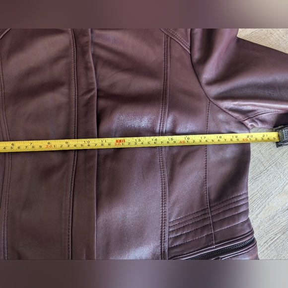 Leather Jacket - Picture 6 of 8